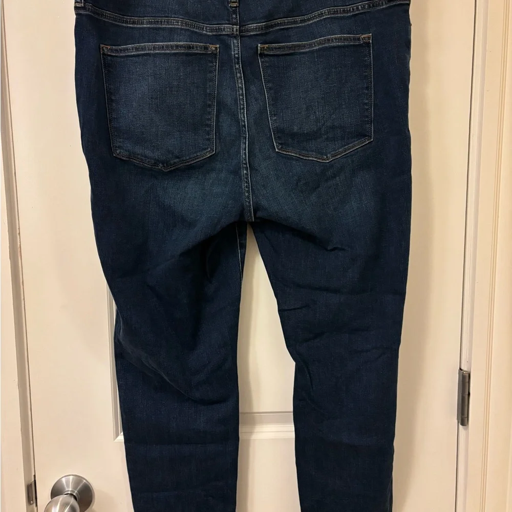 J.Crew 9” Mid-Rise Skinny Jeans – Size 34 - Picture 6 of 6